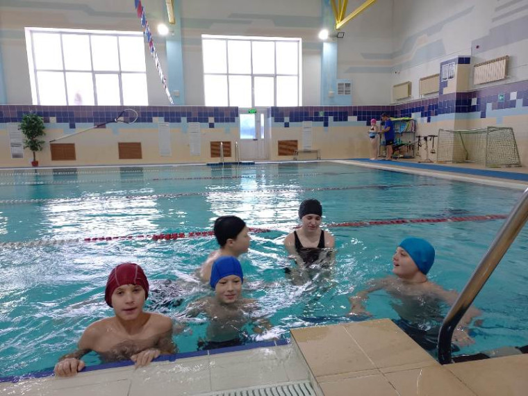 Посещение спортивного центра с плавательным бассейном «Лиман» г. Бирюч.