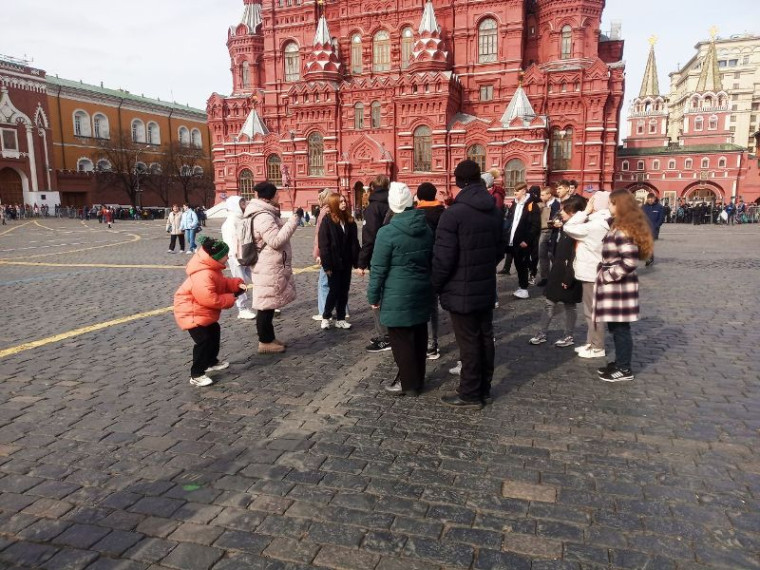 Увлекательная поездка в город - герой Москва.